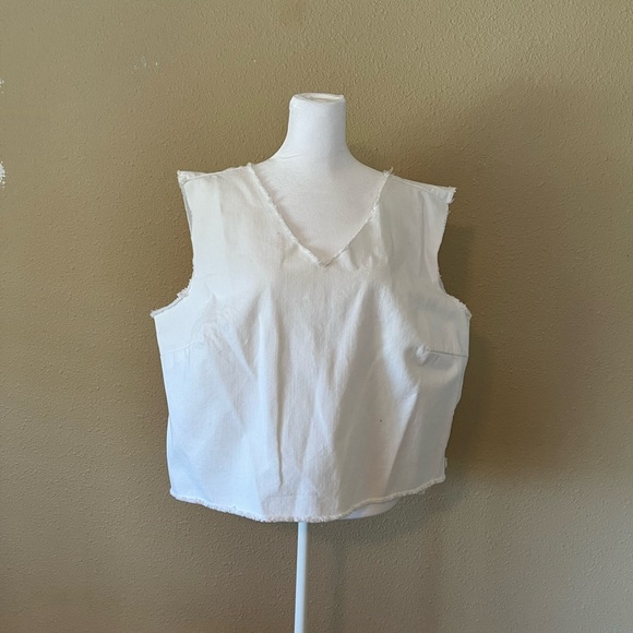 ASOS Cream V-Neck Tank Top - Picture 1 of 5